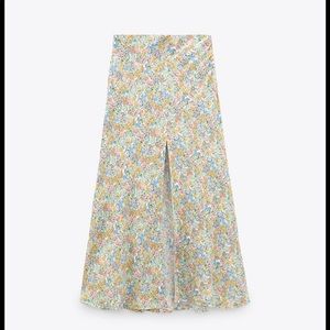 Zara floral printed skirt